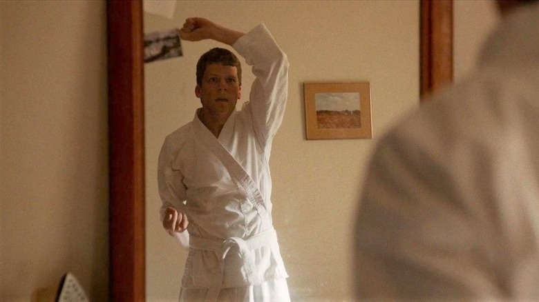 Jesse Eisenberg trains