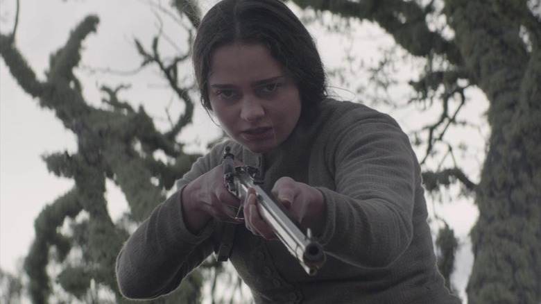 Aisling Franciosi aims rifle