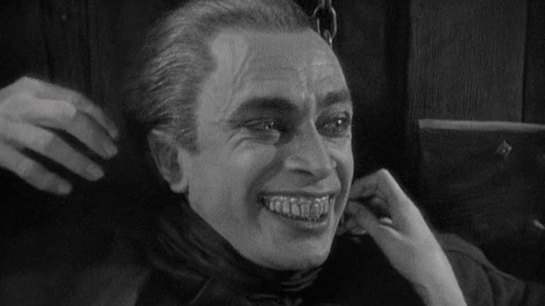 Gwynplaine smiling creepily