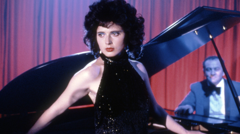 Isabella Rossellini singing