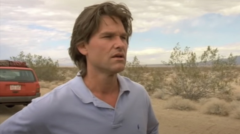 Kurt Russell in desert