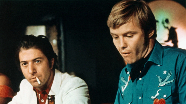 Ratso and Joe Buck at bar