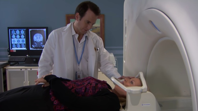 Chris puts Leslie in MRI