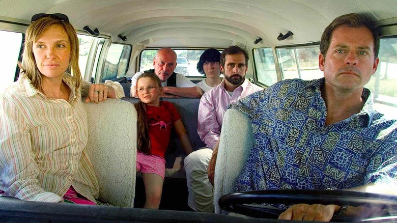 The Hoover family rides in a VW bus in Little Miss Sunshine