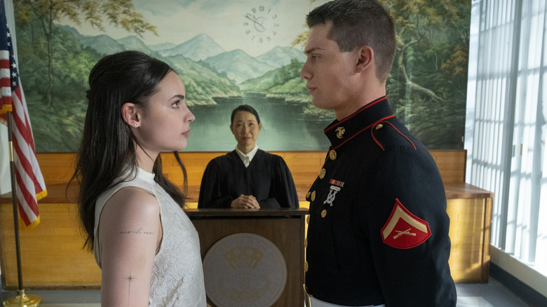Cassie and Luke marrying at the courthouse in "Purple Hearts."