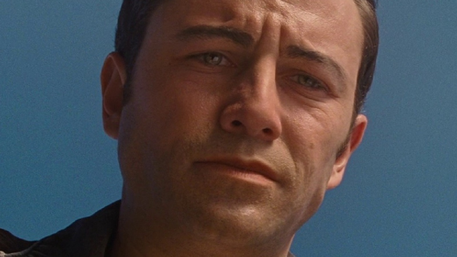 Том как в одном небольшом. Отрывок отцы и дети есть небольшое сельское кладбище. Котёнок-ребёнок. Мальчик с котом. Один дома 1990 кевин.