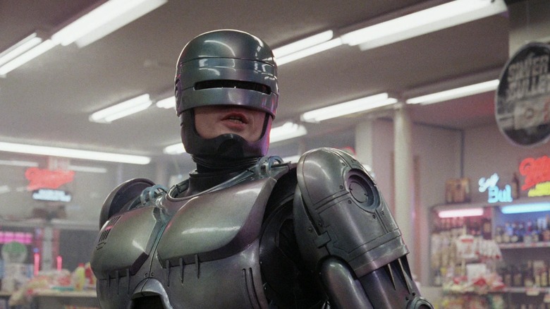 RoboCop confronts crook