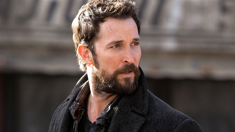 Tom frowning in "Falling Skies."