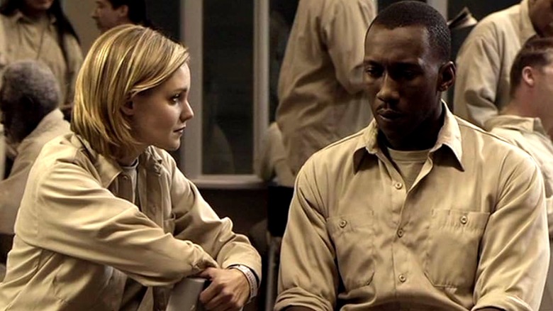 Lily and Richard having a hard conversation in The 4400 (2004)