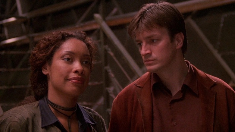 Mal looking at Zoë on 