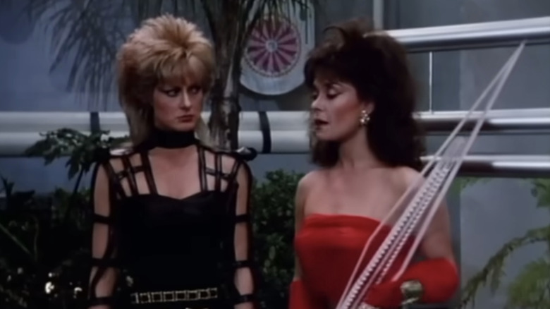 Lydia and Diana prepare to watch a battle on "V: The Series"