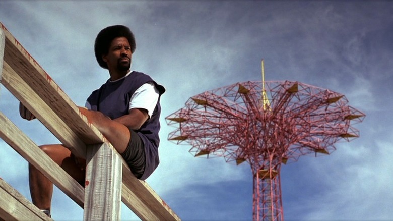 Denzel Washington on boardwalk