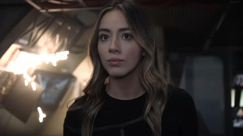 Daisy Johnson looking at her teammates in Agents of S.H.I.E.L.D.