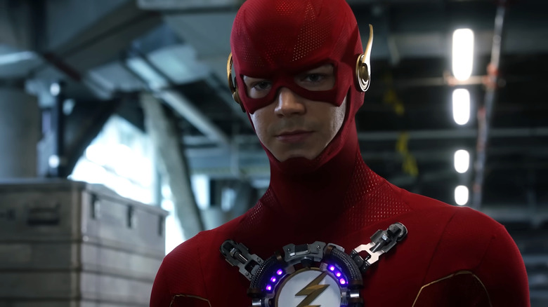 The Flash looking down in The Flash (2014)