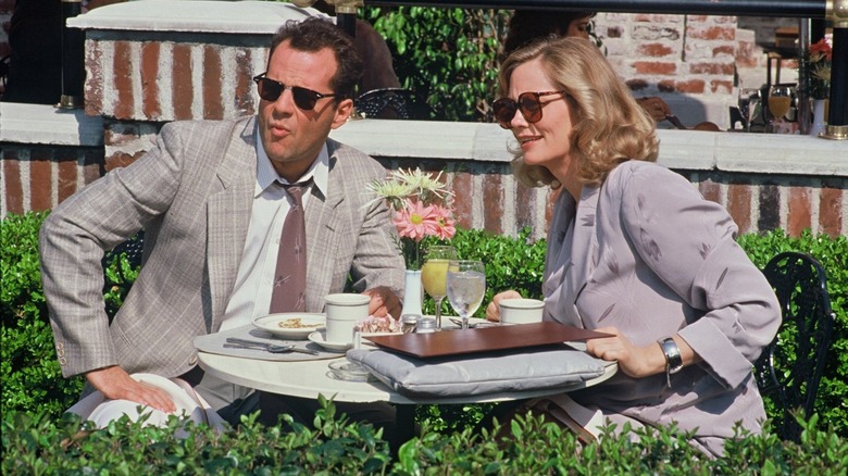 Maddie Hayes and David Addison having meal in Moonlighting