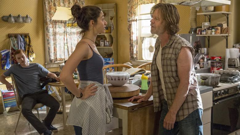 Fiona and Frank yelling at each other in the kitchen on Shameless