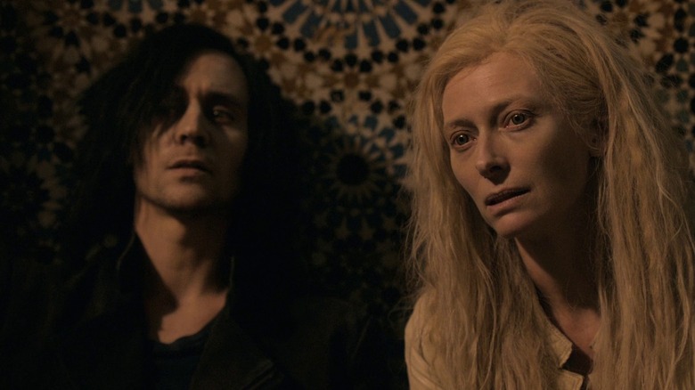 Eve and Adam hanging out in "Only Lovers Left Alive"
