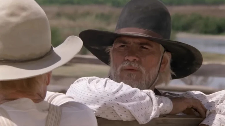 Woodrow Call leaning on a fence on Lonesome Dove (1989)