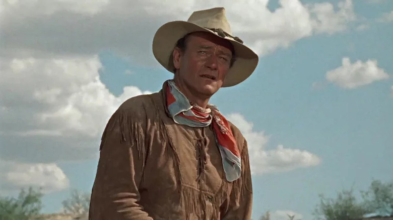 Hondo Lane looks out over the desert in Hondo (1953)