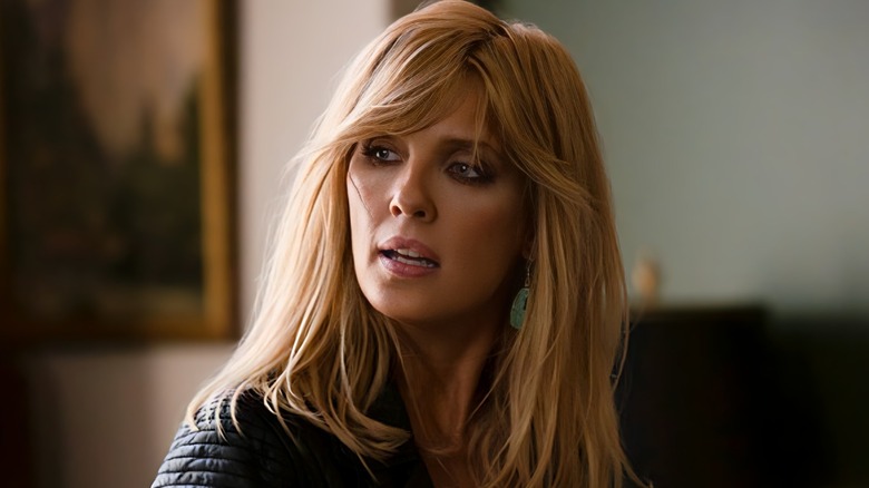 Beth Dutton with a scar on her cheek on Yellowstone