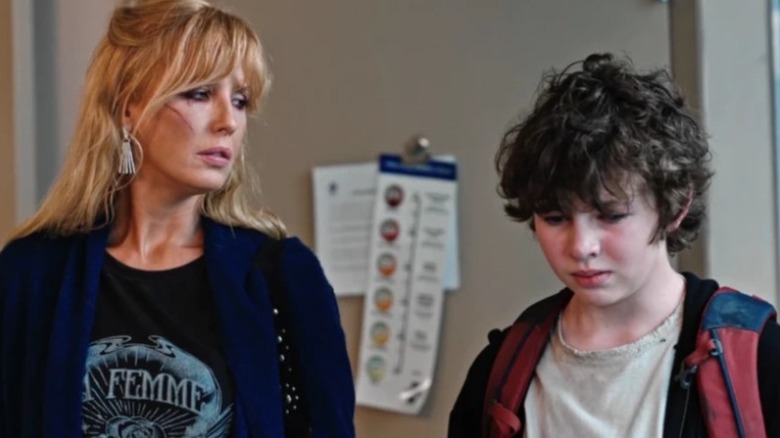 Beth gazes at Carter