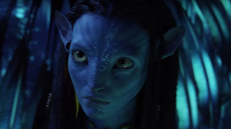 Neytiri looks serious