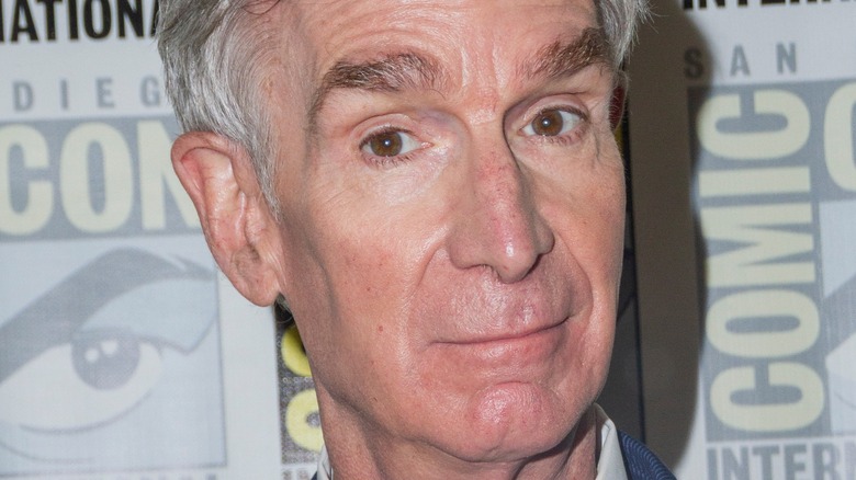 Bill Nye posing at SDCC
