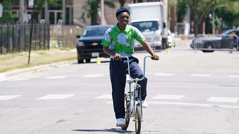 Kevin rides a bicycle in The Chi