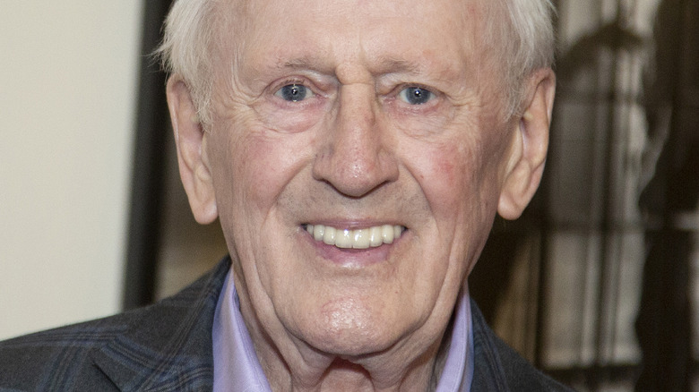 Len Cariou smiling