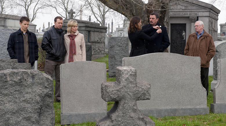 The Reagans mourn at Joe's grave in "Blue Bloods"