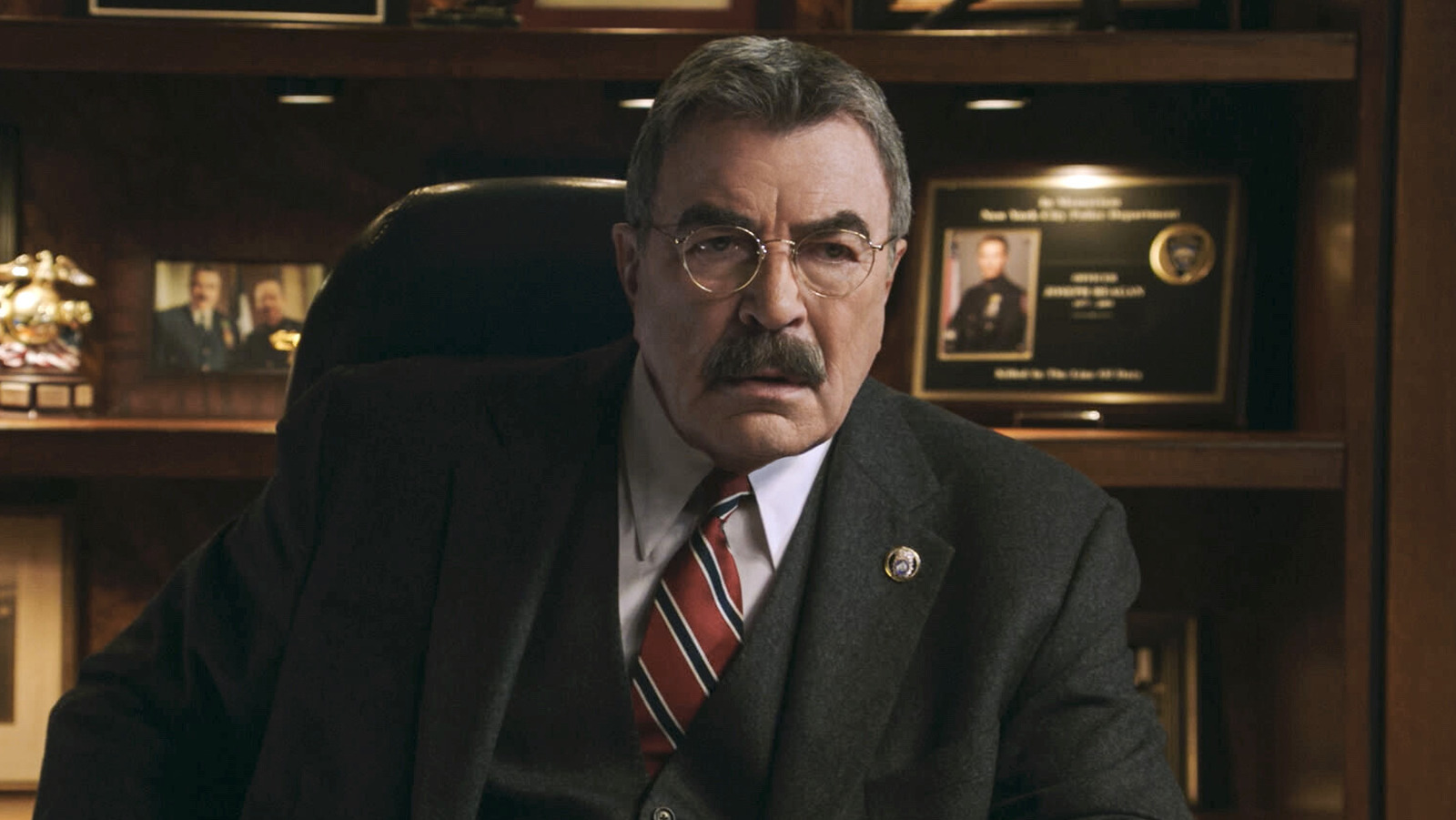 Blue Bloods: Tom Selleck Vetoed A Larry Manetti Appearance For Years ...