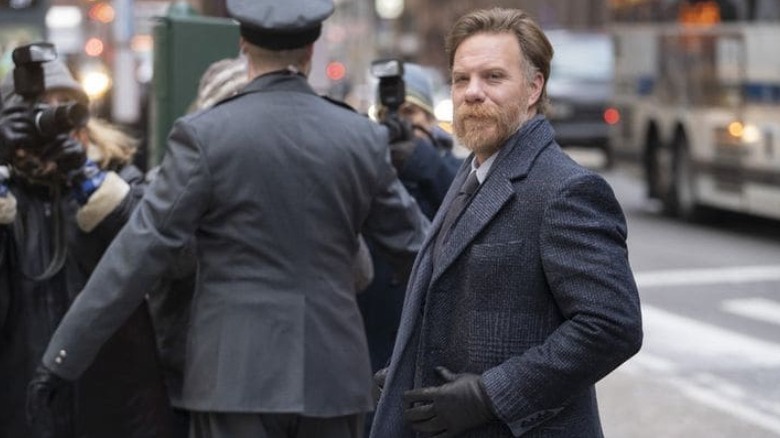 Griffin from Manifest walking