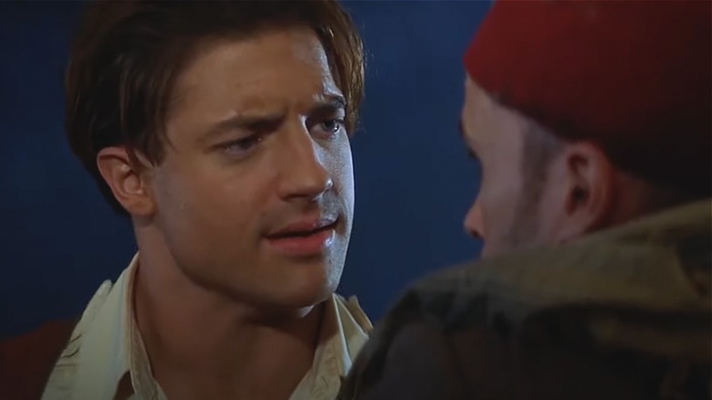 Brendan Fraser posing at event