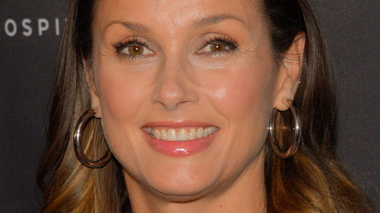 Bridget Moynahan smiling