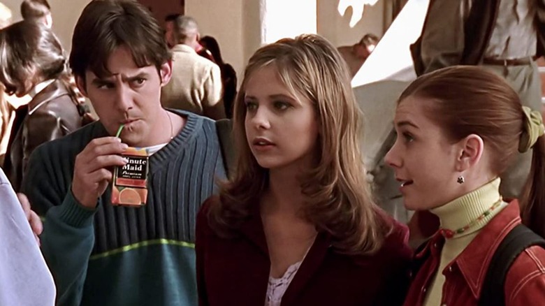 Nicholas Brendon, Sarah Michelle Gellar, and Alyson Hannigan in Buffy the Vampire Slayer
