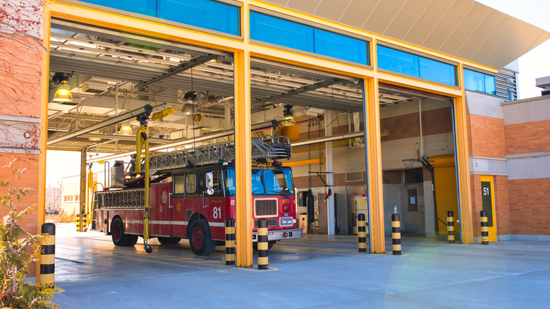 Chicago firehouse truck