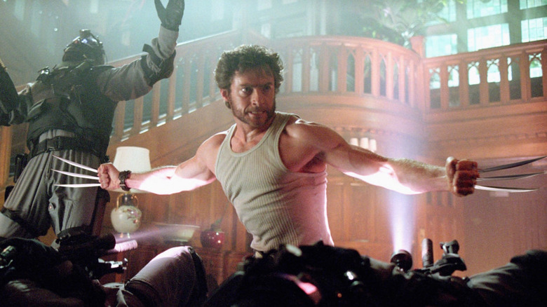 Wolverine fighting multiple enemies in X2