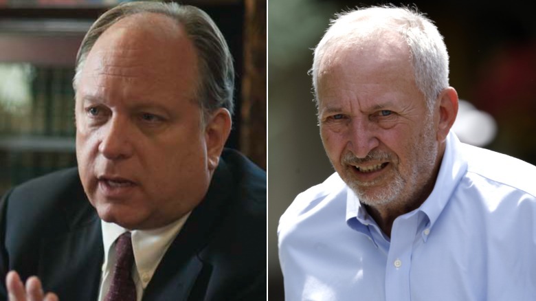 Douglas Urbanski as Larry Summers