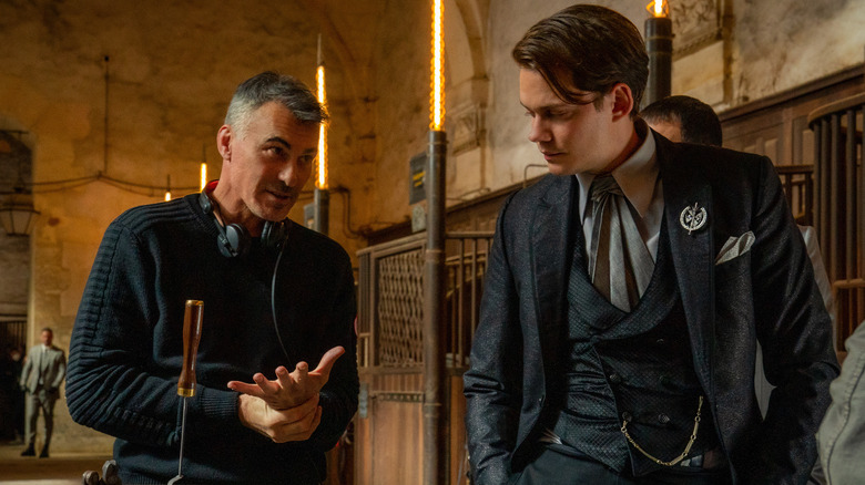 Chad Stahelski directs Bill Skarsgard