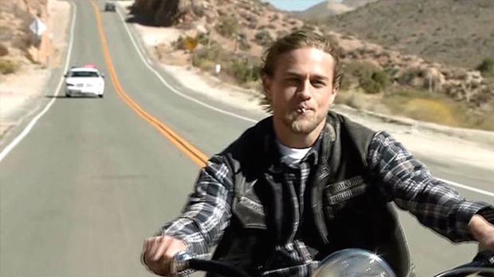 Charlie Hunnam rides to his death on Sons of Anarchy