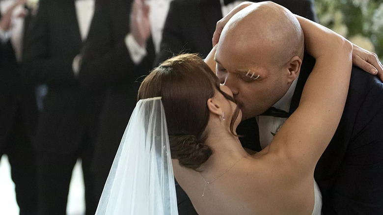 Joe Chloe kiss 