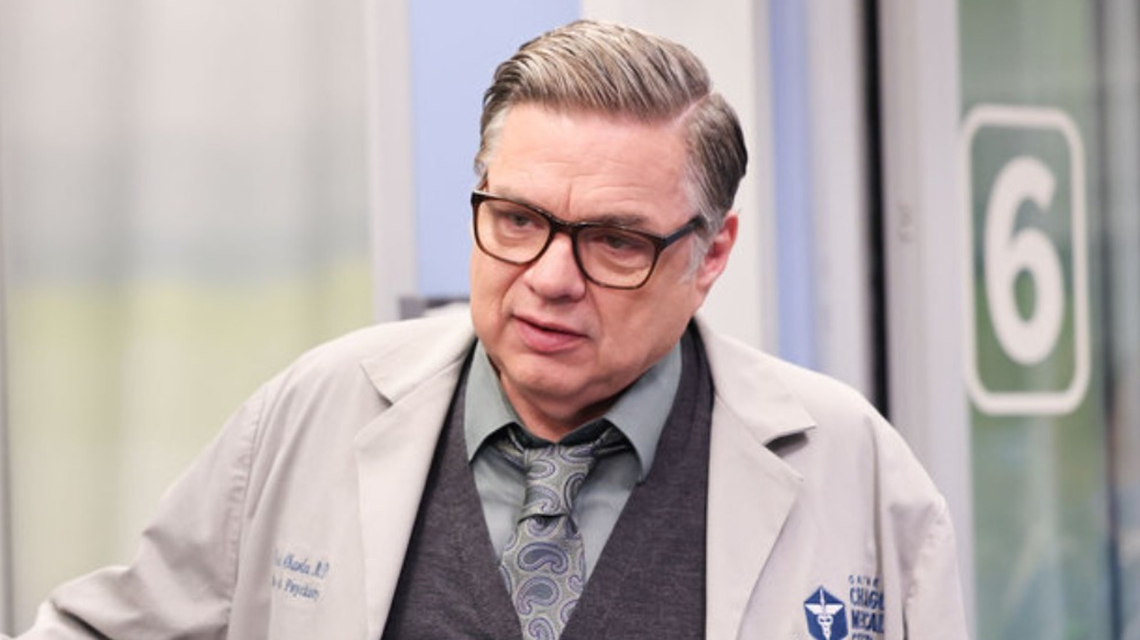 Chicago Med's Oliver Platt Explains The Key To Dr. Charles' Character Is  His Compassion