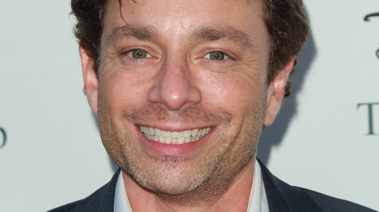 Chris Kattan smiling