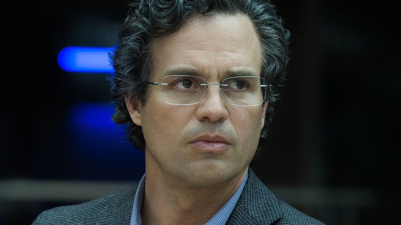 Bruce Banner looking serious in Avengers: Age of Ultron (2015)