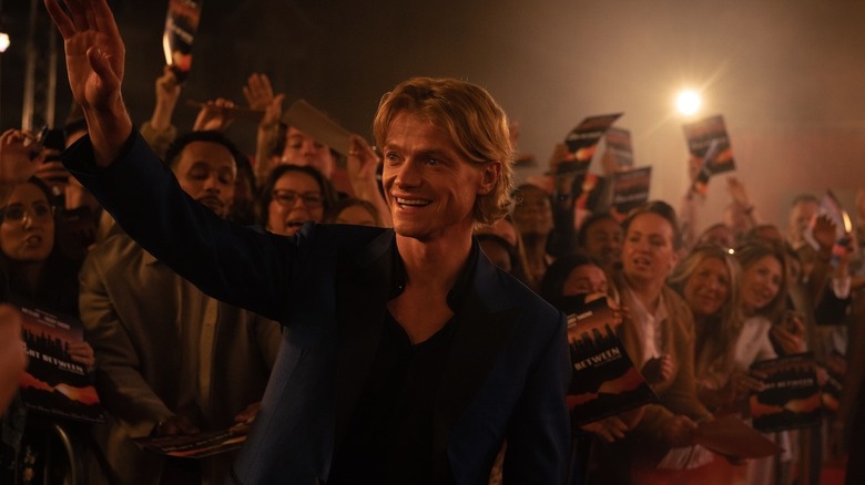 Matt Hagen waving to the crowd (2026)