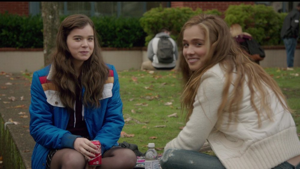 Hailee Steinfeld as Nadine Franklin and Haley Lu Richardson as Krista in Edge of Seventeen
