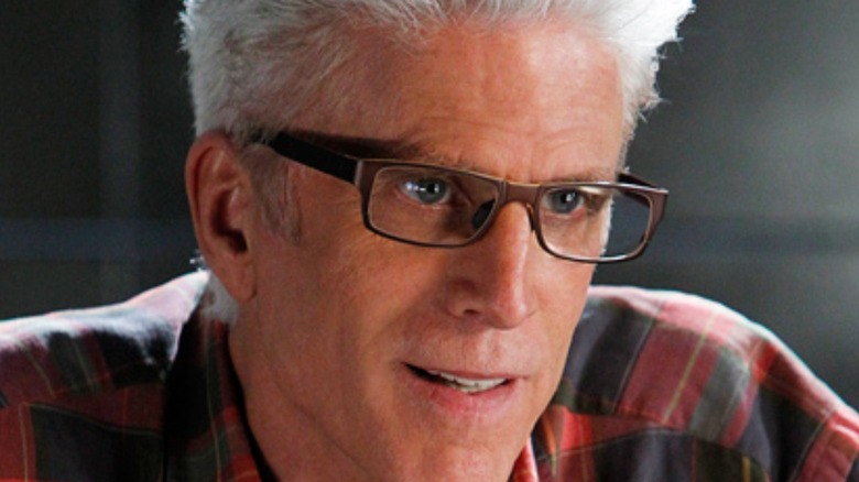 Ted Danson solves crime on CSI