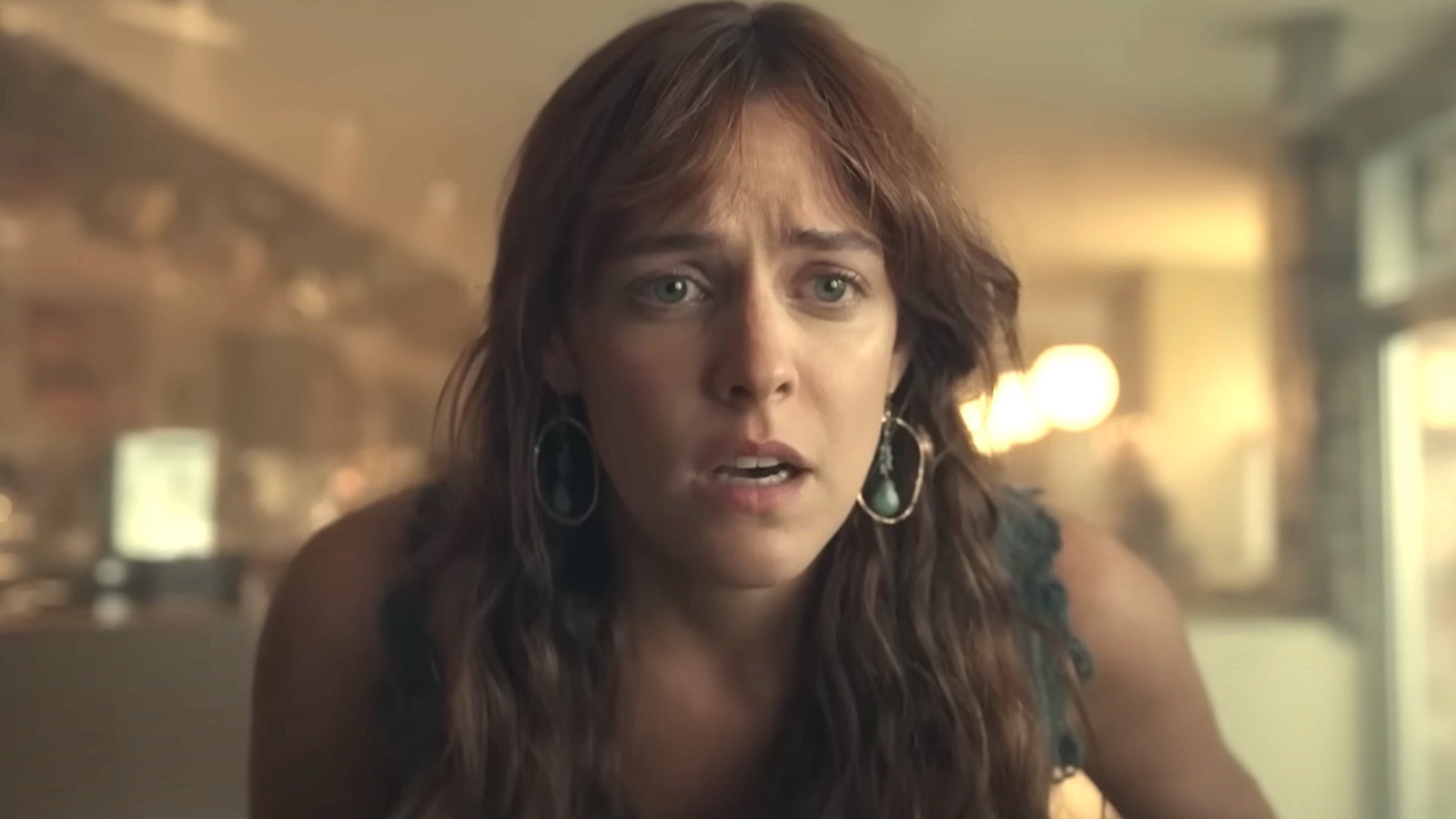 Daisy Jones & The Six’s Riley Keough Used Fan Art To Build Daisy’s Look – Looper