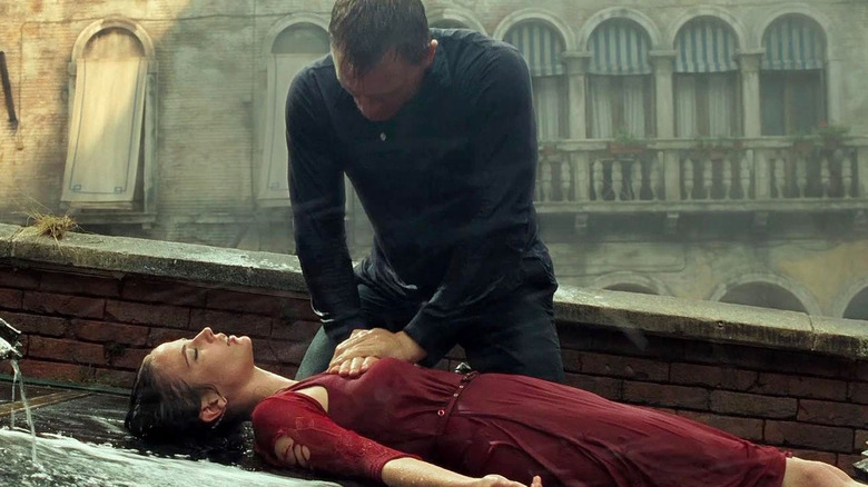 Eva Green as Vesper Lynd and Daniel Craig as James Bond in Casino Royale
