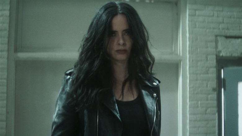 Jessica Jones confers with Matt Murdock on 